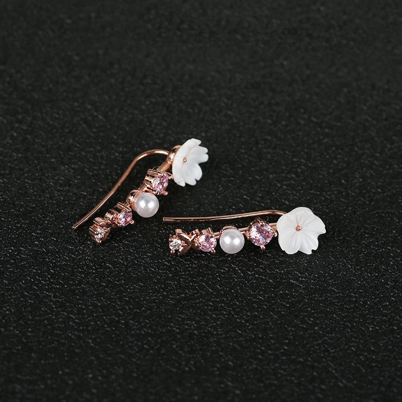 2021 New Romantic Shell Flowers Stud Earrings For Women Charm Butterfly Pearls Rhinestone Earrings Jewelry Gift Brincos Bijoux