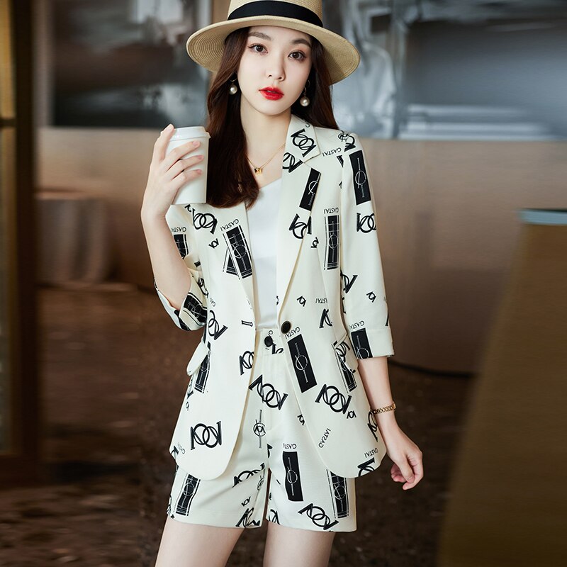White printed shorts, professional suit suit, female spring and autumn temperament, medium sleeve, foreign style, fashionable pr