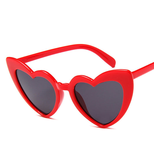 MUSELIFE Love Heart  Big Frame Personality Women Sunglass Fashion Cute Sexy Retro Cat Eye Vintage SunGlasses Pink Female