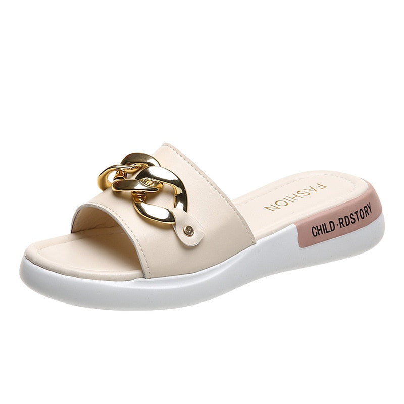 2022 women summer new metal buckle flat thick bottom beach slippers outdoor all-match sandals home durable slippers beige