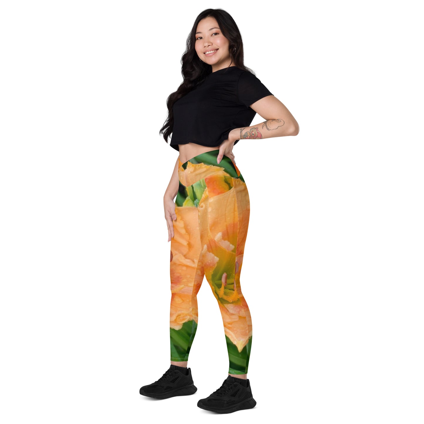 Crossover leggings with pockets